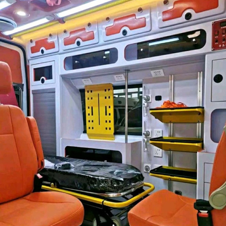 呈贡长途救护车护送病人租赁价格